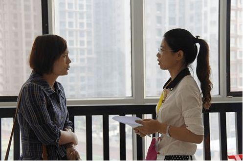 母狗教师久久视频,视频中的温馨育儿瞬间