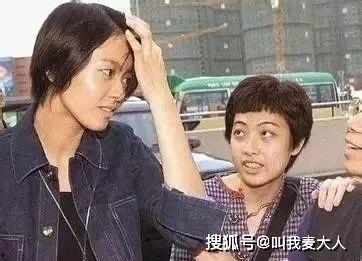 甘比的专访视频,揭秘豪门背后的真实生活