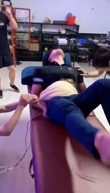 男人体验生孩子视频,亲历分娩全过程震撼视频曝光