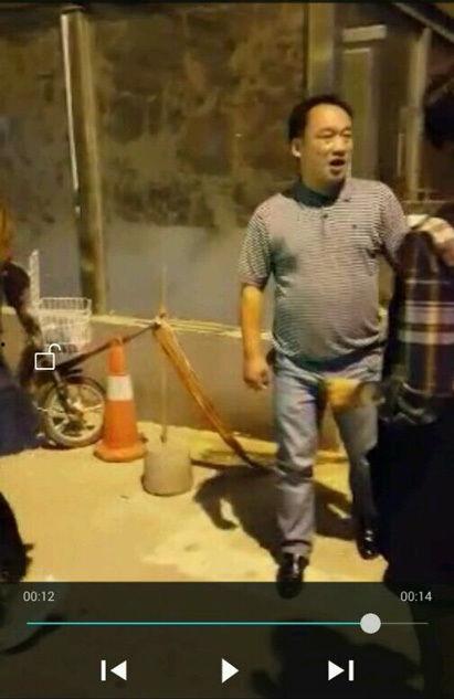 日本女人小便视频大全,真实生活片段大公开